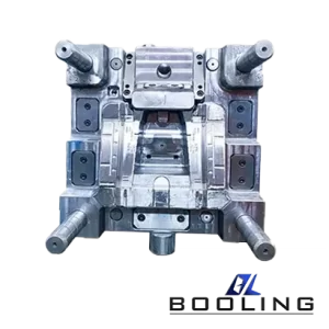 polycarbonate injection molding mold